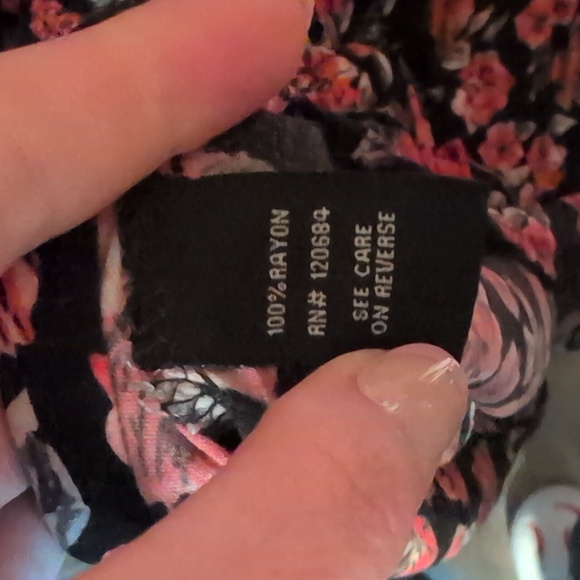 Torrid size 1 Floral Black and Red Dress - Picture 4 of 4